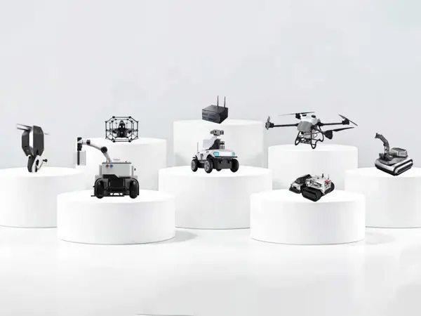 Tianjin Weide Aviation syventää kohtausyhteistyötä ja käynnistää useita käytännön projekteja tela-/pyöräalustalle ja seinäkiipeilyroboteille